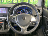 【純正革巻きステアリング】上質な革を使用することで、手にしっかり馴染みとても運転しやすいハンドルです♪
