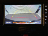バックモニターで、後方を確認しながら安心して駐車することができます。運転初心者も熟練者も必須の機能ですよ!