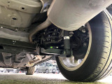 お車を安心してお乗りいただく為には、足回りの定期点検が欠かせません。サービスサポート(有償保証)では無料点検もご提供しており、安心のカーライフをお過ごしいただけるサポート体制が整っています。