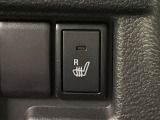 【シートヒーター】寒い日に重宝するシートヒーター!エアコンより早く温まってくれるので寒がりの人も安心ですね♪エアコンの温風は乾燥するから苦手、という方にもをおすすめです。