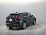 ご覧の車両以外にも多数のU-CARを展示販売しております。
