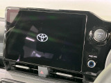 【10.5インチ ディスプレイオーディオ】大画面のディスプレイはAppleCarPlayやAndroidAutoが利用可能。大きな画面でスマホナビアプリ等が利用いただけます♪