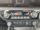 【エアコン】『エアコン装備』の画像になります。暑い夏でも寒い冬でも、車内に快適な空気を届けるので、いつでも快適な車内空間を創り上げます!