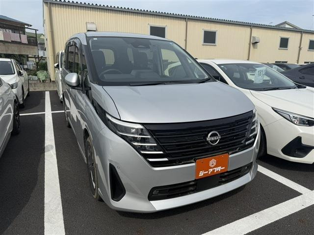 セレナ 1.4 e-POWER X 禁煙車 純正ディスプレイナビ