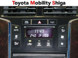 お好み温度に設定すると自動で調整してくれるオ-トエアコン装着車です。