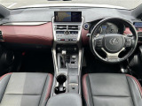 NX 300h スパイス&シック 4WD 本革シート