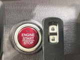 【キーレス】少し離れた場所からでもボタン一つでドアの開錠・施錠ができるのでとっても便利!ドアの鍵穴周りに傷をつけることもありません♪
