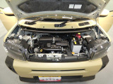 【コンディション良好な機関系】エンジンルーム内の各種点検もしっかりと実施いたします。お引き渡し後も長く乗っていただけるよう丁寧に整備を行います。