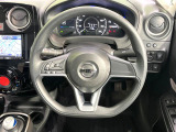 【ステアリングスイッチ】運転中、前方から目線をそらすことなく、オーディオ等の操作が可能な便利機能!安心&快適なドライブを演出してくれます♪