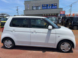 ご成約のおクルマ全て、エンジンオイルを交換してご納車させていただきます!また、点検時に消耗品の状態確認も行い必要に応じて新品交換させていただきます!