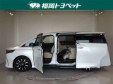 両側パワースライドドア付きだから、狭い駐車スペースなどでの 乗り降りラクラク!小さなお子さまのいるご家庭には嬉しい装備。