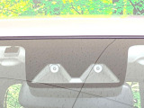 【トヨタセーフティセンス】走行中に前方の車両等を認識し、衝突しそうな時は警報とブレーキで衝突回避と被害軽減をアシスト。より安全にドライブをお楽しみいただけます。