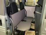 乗車人数や荷物の量、車内での過ごし方に合わせて、シートのレイアウトを変更できます。