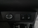 シガーソケット シートヒーター(運転席助手席両方にあります)