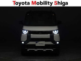 フロントフォグランプ装着車です。車両周辺も明るく見やすく照らしますので夜間走行も快適です。
