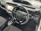 運転しやすいインパネ周りです。見やすいレイアウトで快適なドライブをサポートします☆☆