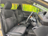 運転席シート廻りは使用感も少なく、良好な状態となっています。前オーナー様が丁寧に使っていたことがよくわかりますね。