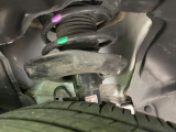 お車を安心してお乗りいただく為には、足回りの定期点検が欠かせません。サービスサポート(有償保証)では無料点検もご提供しており、安心のカーライフをお過ごしいただけるサポート体制が整っています。