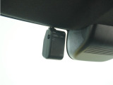 ◆ドライブレコーダー◆映像・音声などを記録する自動車用の装置です。 もしもの事故の際の記録はもちろん、旅行の際の思い出としてドライブの映像を楽しむことができます。