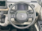 【ステアリングスイッチ】運転中、前方から目線をそらすことなく、オーディオ等の操作が可能な便利機能!安心&快適なドライブを演出してくれます♪