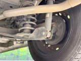 お車を安心してお乗りいただく為には、足回りの定期点検が欠かせません。サービスサポート(有償保証)では無料点検もご提供しており、安心のカーライフをお過ごしいただけるサポート体制が整っています。