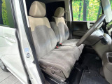 運転席シート廻りは使用感も少なく、良好な状態となっています。丁寧に使われていたことがよくわかりますね。