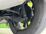 お車を安心してお乗りいただく為には、足回りの定期点検が欠かせません。サービスサポート(有償保証)では無料点検もご提供しており、安心のカーライフをお過ごしいただけるサポート体制が整っています。