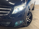 ●LEDヘッドライト:夜間走行時も良好な視界を確保し安心して運転できる高輝度LEDヘッドライトを装備!点灯速度が早く、消費電力も抑えられています。