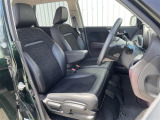 ◆1列目シート◆◆内装の除菌消臭◆車内の細菌やカビを除去しニオイの元となる菌の抑制をします。様々な物質に直接反応して酸化・分解します!納車前クリーニングの人気の一つです!