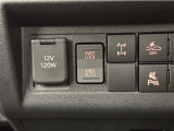 通常走行で「2WD」に加え、路面状況に応じて駆動力を制御する「4WD AUTO」。農地など未舗装路で力を発揮する「4WD LOCK」に切り替えられる電子制御式の4WDです!