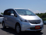 フリード 1.5 X サイドリフトアップシート 4WD 