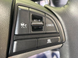 【アダプティブクルーズコントロール】高速道路での長距離走行が楽に!!自動で速度を保つクルーズコントロールが、衝突軽減システムと連携し、前方の車両を感知して車間を保つように速度調節してくれます!!