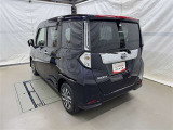走りにこだわりながら収納力も持ち合わせたお車です。