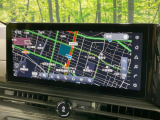 【純正12型ナビ】人気の純正ナビを装備。オーディオ機能も充実しており、Bluetooth接続すればお持ちのスマホやMP3プレイヤーの音楽を再生可能!毎日の運転がさらに楽しくなります!!