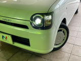 【LEDヘッドライト】悪天候や夜間走行時も良好な視界を確保し安心して運転できる高輝度LEDヘッドライトを装備!点灯速度が早く、消費電力も抑えられています。