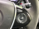 【クルーズコントロール】高速道路もラクラク走行。アクセルを離しても一定速度で走行ができ、長距離運転時の負担を軽減!加速・減速も簡単なスイッチ操作で調整できます。