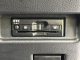 【ETC】高速道路の料金所をストレスなく通過!話題のスポットやサービスエリアに多い「スマートIC」利用時は必須のアイテムです。当店でセットアップを実施、ご納車当日からすぐにご利用いただけます!