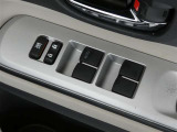 『トヨタ認定中古車』は「まるごとクリーニング」で綺麗な内外装、「車両検査証」はプロによるチェック、買ってからも安心の「ロングラン保証」、3つの安心安全を標準装したトヨタのブランドU-Carです