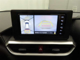 バックモニターを装備しています。車庫入れ時等に車両後方が確認出来るのでとても便利です。