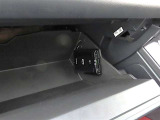 ETC!料金所も止まる事無くスイスイです!窓を開ける必要も無いので雨や花粉、排気ガスの浸入もありません!今や必需品ですネ!