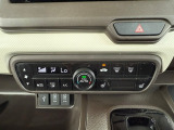 【フルオートエアコン&シートヒーター】運転席、助手席ともにシートヒーターも装備!冷える季節も車内を快適に保ってくれます♪