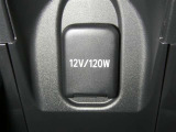 【充電用USB端子】デバイスの充電に便利です。※実際の接続端子は写真で確認or店舗までご気軽にお問合せください♪