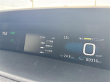 【スピードメーター】メーターがシンプルで見やすく運転しやすいですね。