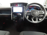 ぜひ展示車の運転席に座ってみてください。