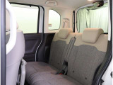 ゆとりある広々とした車内空間は、ドライブを始め買い物やレジャーなど、幅広く活躍します。一人でもみんなとでもお出かけを楽しみましょう!