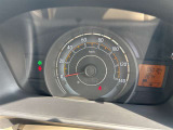 整備スタッフは国家資格を持つプロの整備士です。車検の受入/中間/完成検査と保安基準発行のすべても自社で行います。