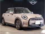 【MINI認定中古車】MINIのご購入はぜひMINI正規ディーラーで!メーカー基準の納車前点検整備を全車実施。規定整備を実施された車両にのみ付帯出来る全国保証。