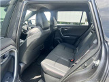ゆとりある広々とした車内空間は、ドライブを始め買い物やレジャーなど、幅広く活躍します。一人でもみんなとでもお出かけを楽しみましょう!
