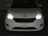 LEDヘッドライトです。デザイン性がよくとても明るいので、夜間の走行や悪天候でも安心です。しかも長寿命!
