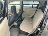 ゆとりある広々とした車内空間は、ドライブを始め買い物やレジャーなど、幅広く活躍します。一人でもみんなとでもお出かけを楽しみましょう!